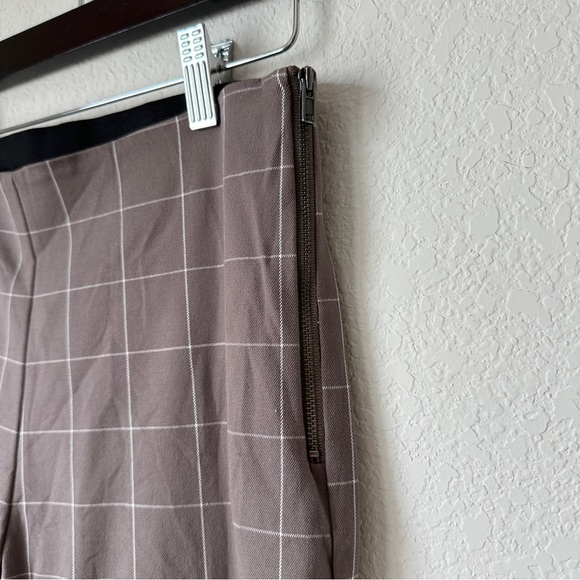 Grid Print Straight Leg Ankle Trousers - Picture 2 of 6